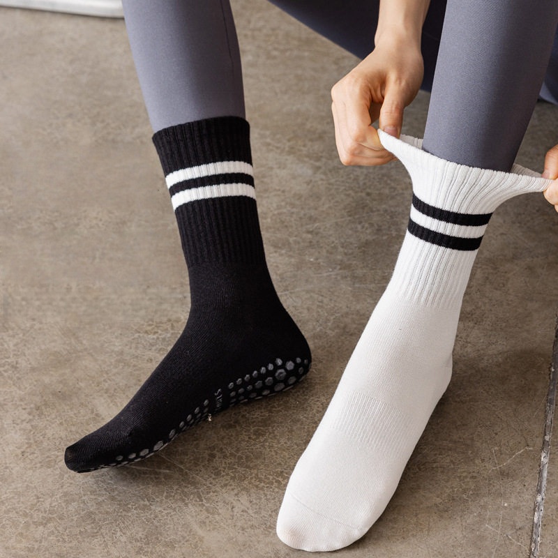 Women Non Slip Yoga Socks, Gri - огляд і ціна Pilate Yoga Workout